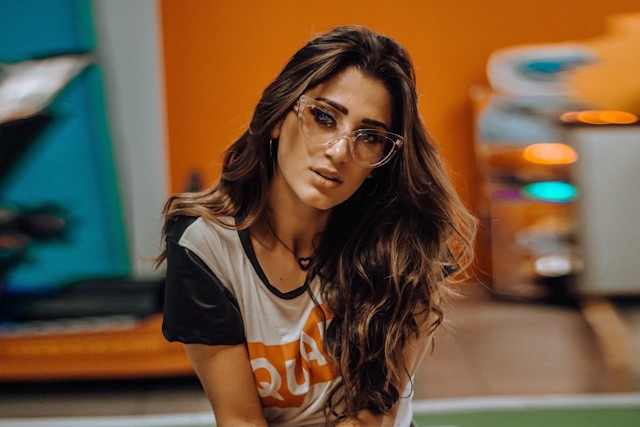 How To Understand That A Girl Is Interested In You