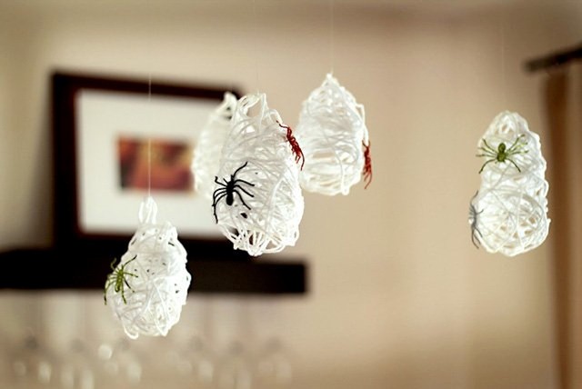 5 Simple Ideas To Decorate Halloween By Yourself