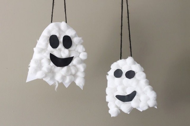 5 Simple Ideas To Decorate Halloween By Yourself