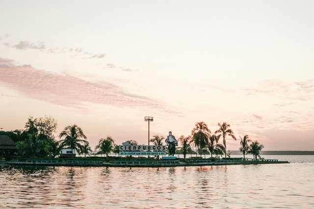 Cuba: The Island Of Freedom And Amazing Discoveries