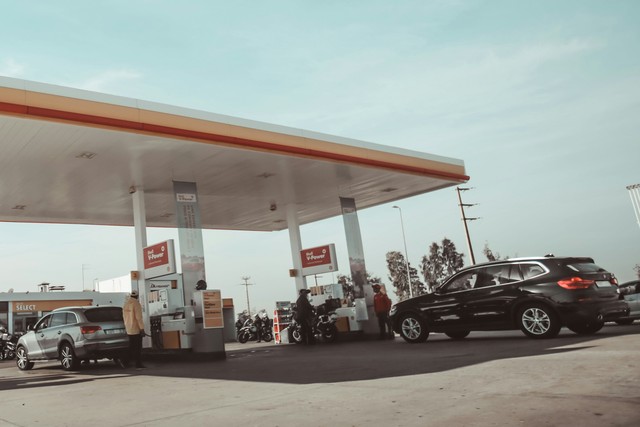 10 Ordinary People Who Outsmarted The System