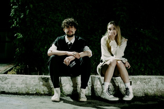 5 Signs It's Time To Stop Being "Just Friends"