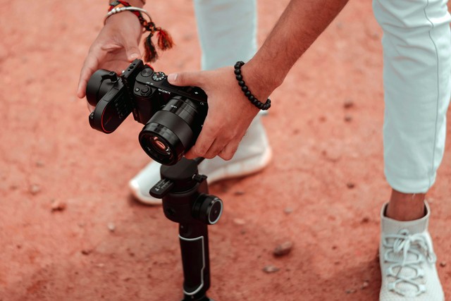 How To Pick The Right Camera: 5 Rules Every Pro Knows
